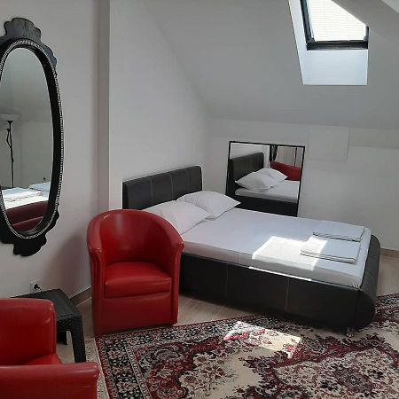 Aleksandrija Apartman Ni Kültér fotó
